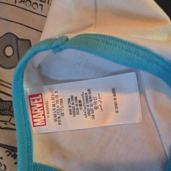 Women's Large Disney Parks Spider Gwen Shirt - Picture 3 of 4